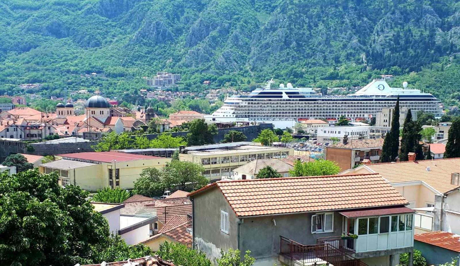 Red House Apartment Котор Екстер'єр фото