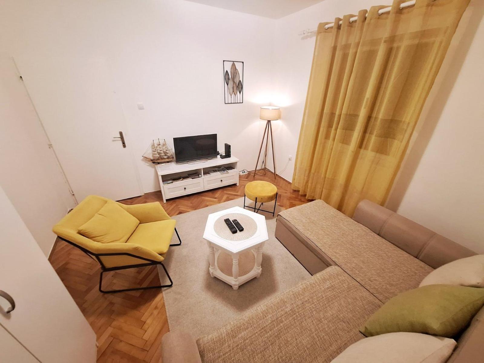 Red House Apartment Котор Екстер'єр фото