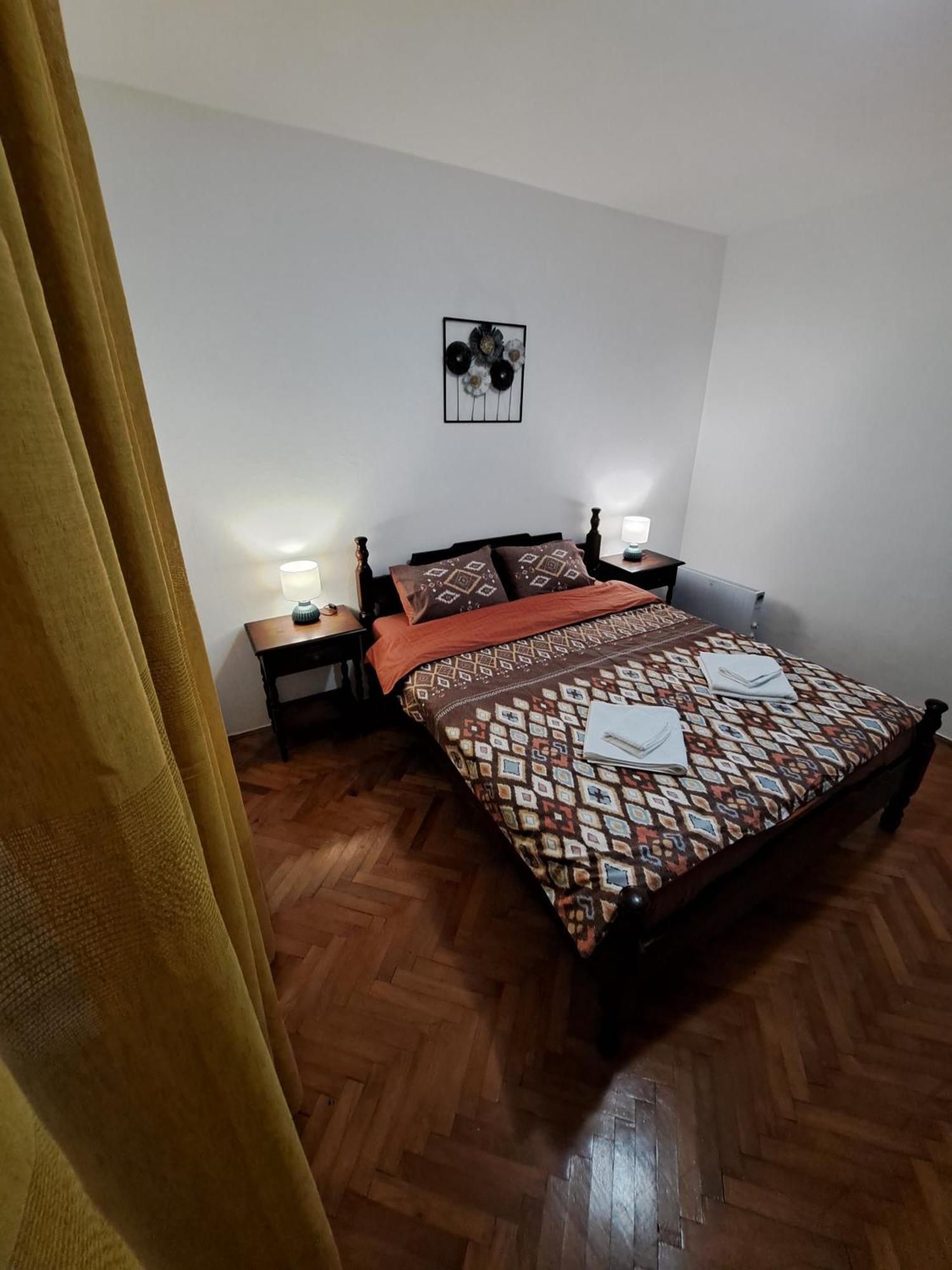 Red House Apartment Котор Екстер'єр фото
