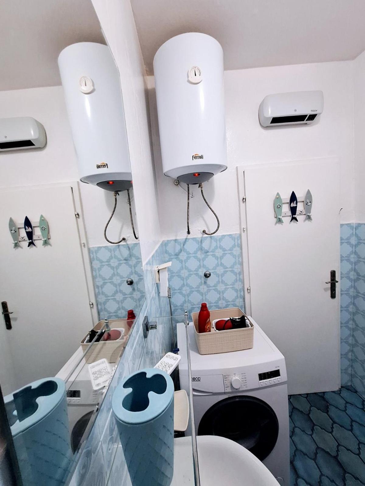 Red House Apartment Котор Екстер'єр фото