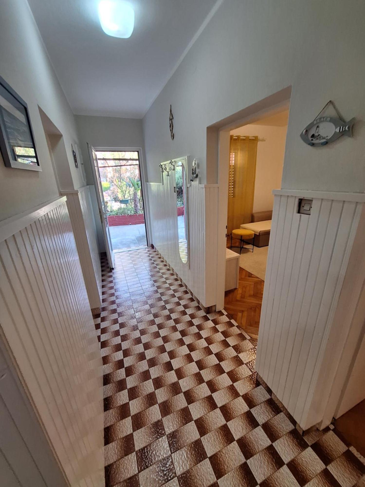 Red House Apartment Котор Екстер'єр фото